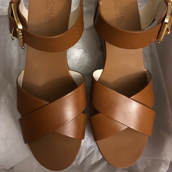 MK Peggy Wedge Sandals Woman’s size 8M - Picture 3 of 8